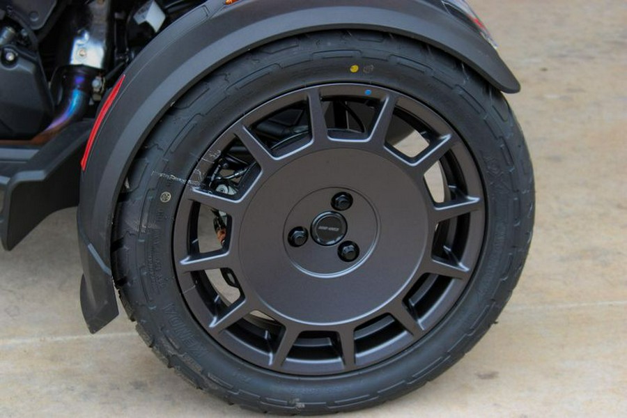 New 2025 CAN-AM CANYON XT