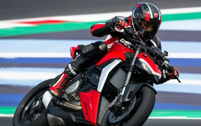 2024 Ducati Streetfighter V2