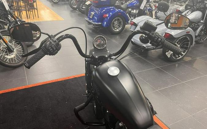 2022 Harley-Davidson® XL883N - Iron 883™