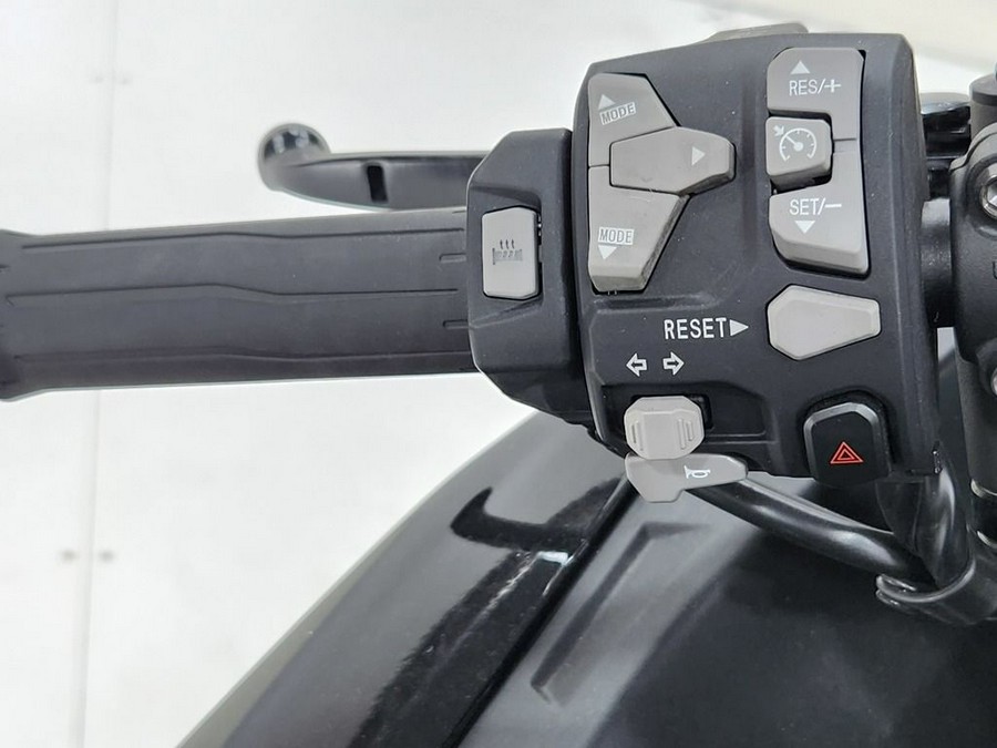 2023 Kawasaki Ninja H2® SX SE