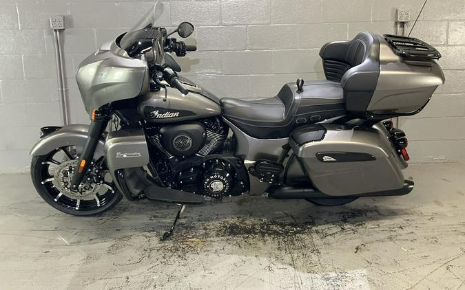 2025 Indian Motorcycle® Roadmaster® Dark Horse® w/Powerband Audio Heavy Metal