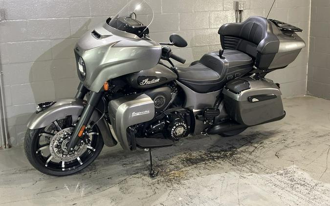 2025 Indian Motorcycle® Roadmaster® Dark Horse® w/Powerband Audio Heavy Metal