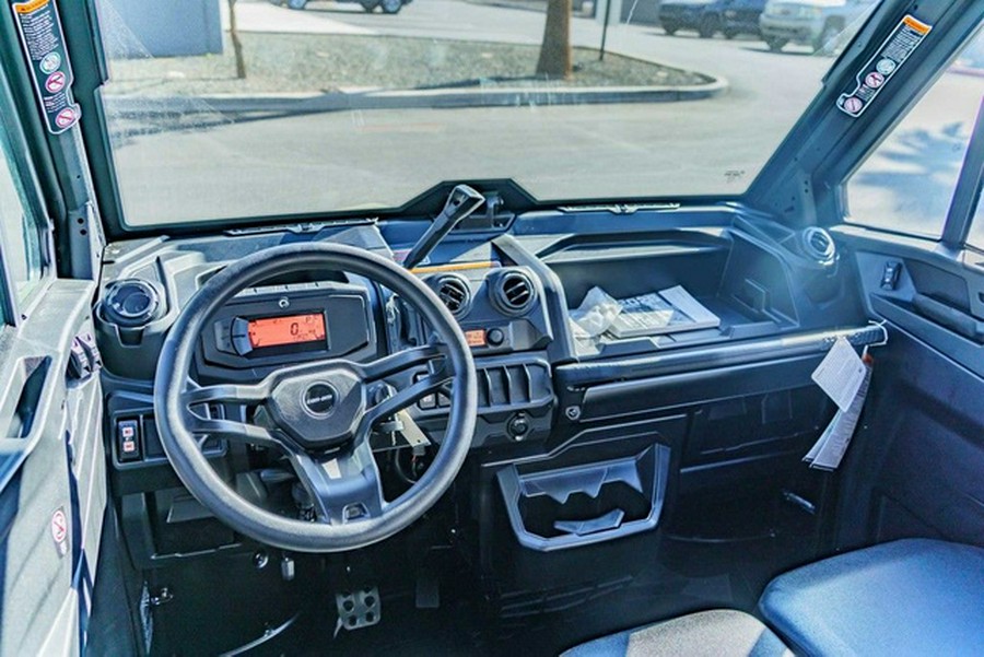 2026 Can-Am Defender MAX DPS CAB HD10