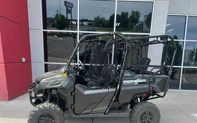 2026 Honda Pioneer 700-4 Deluxe
