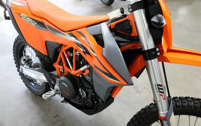 2024 KTM 690 ENDURO R
