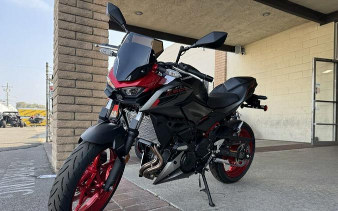 2025 Kawasaki Z500 SE ABS