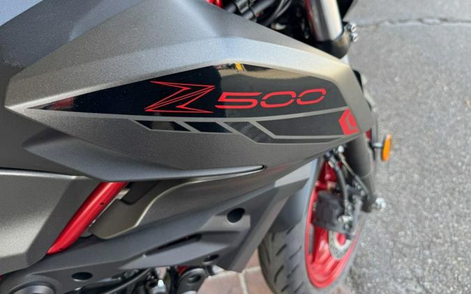 2025 Kawasaki Z500 SE ABS