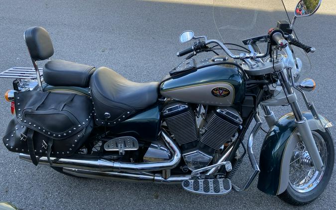 2001 Victory Motorcycles V92C DELUXE "Mechanics Special "