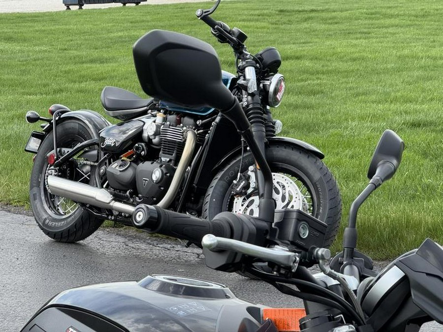 2026 Triumph Trident 800 Jet black