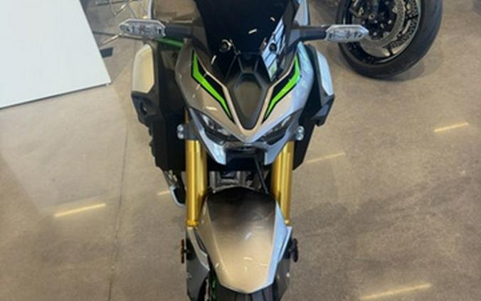 2025 Kawasaki Z900 SE ABS