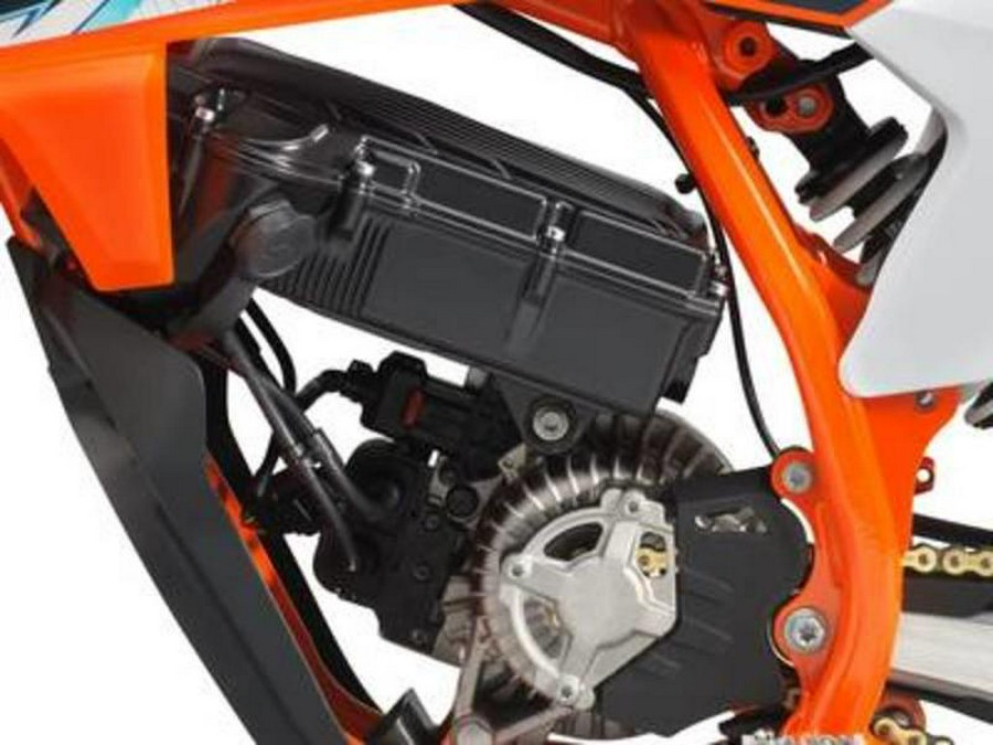 2024 KTM SX-E 3