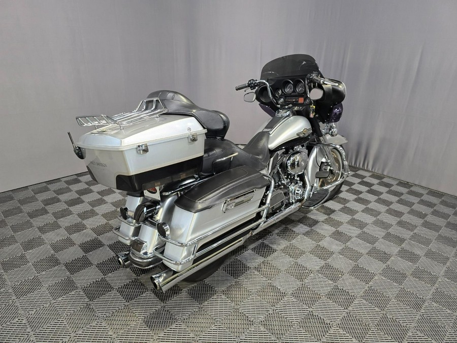 2003 Harley-Davidson FLHTCUI Ultra Classic® Electra Glide®