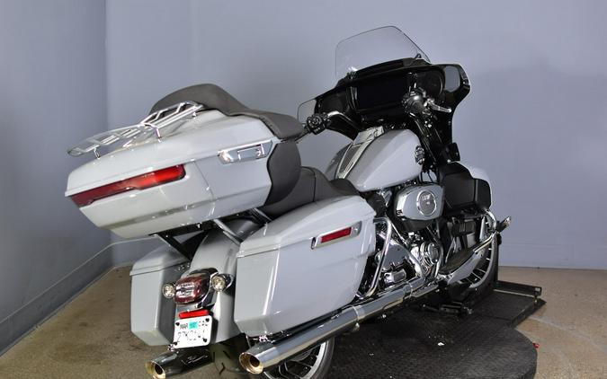 2026 Harley-Davidson Street Glide Limited FLHXL