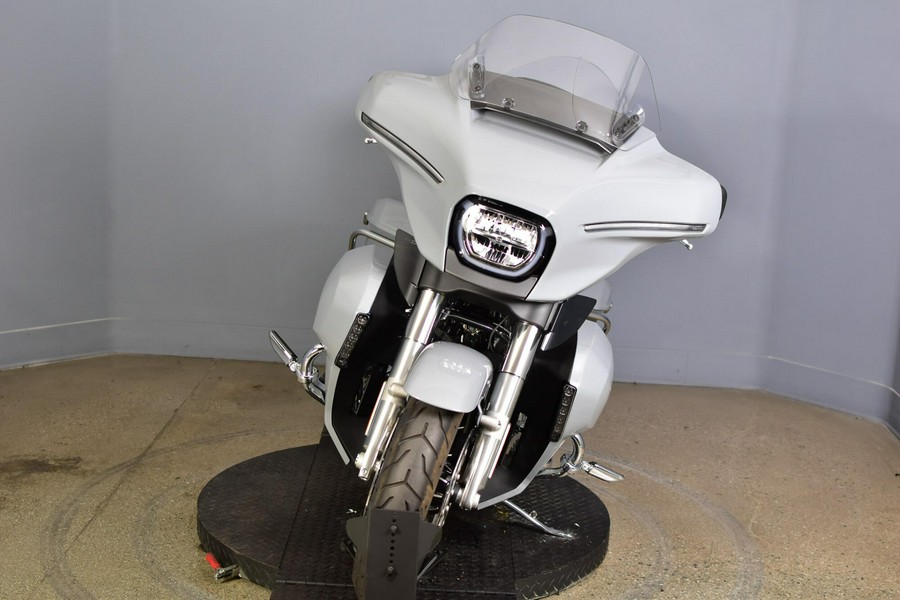 2026 Harley-Davidson Street Glide Limited FLHXL