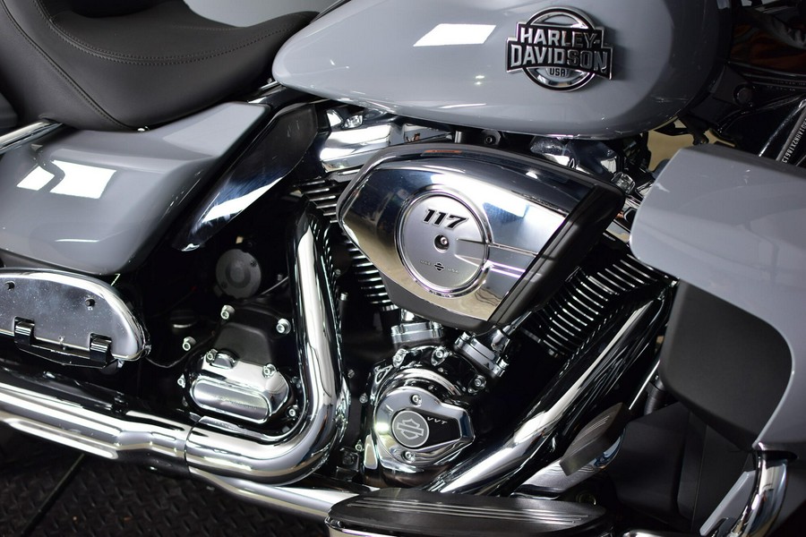 2026 Harley-Davidson Street Glide Limited FLHXL