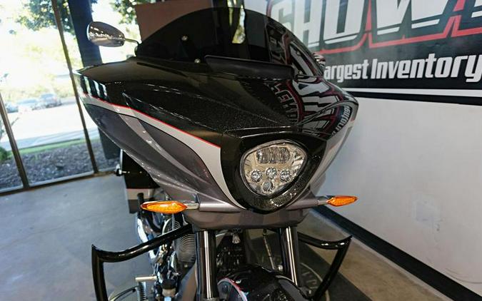 2016 Victory Motorcycles® Magnum® Black Crystal over Super Steel Gray