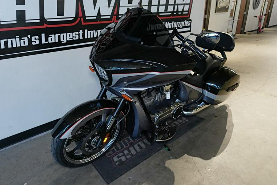 2016 Victory Motorcycles® Magnum® Black Crystal over Super Steel Gray