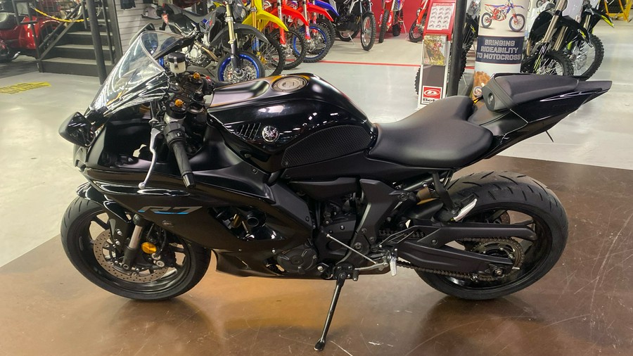 2022 Yamaha YZF-R7
