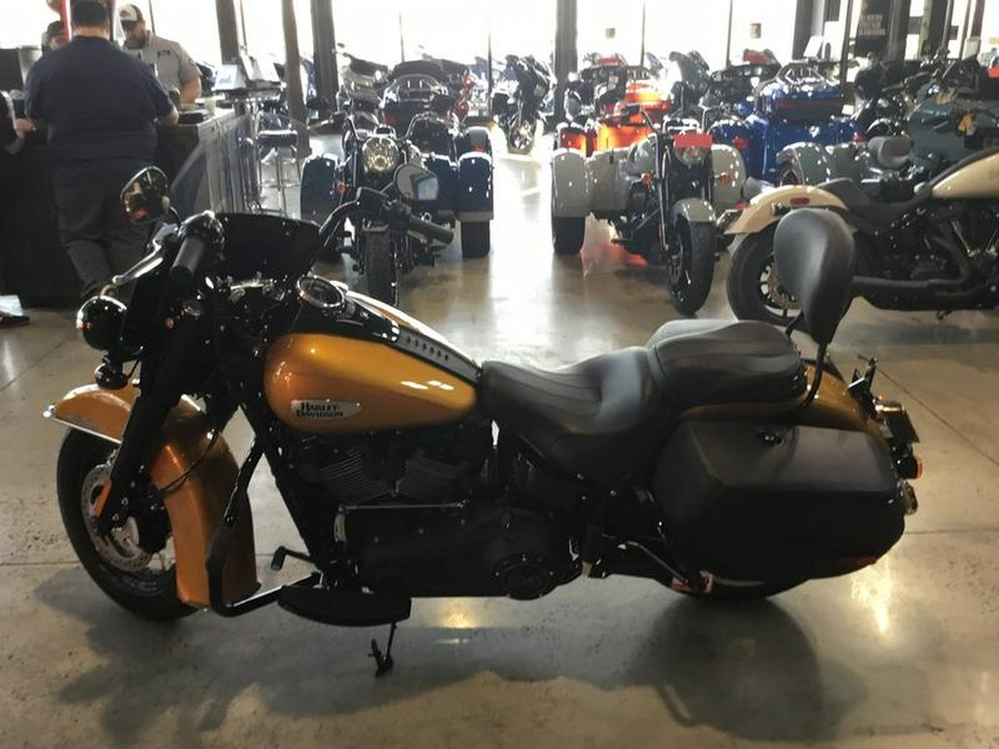 2023 Harley-Davidson® FLHCS - Heritage Classic