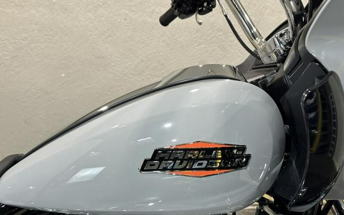 Harley-Davidson Road Glide® 2024 FLTRX 84427799 BILLIARD GRAY