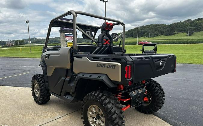 2023 Can-Am® Defender X mr HD10