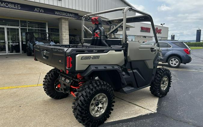 2023 Can-Am® Defender X mr HD10