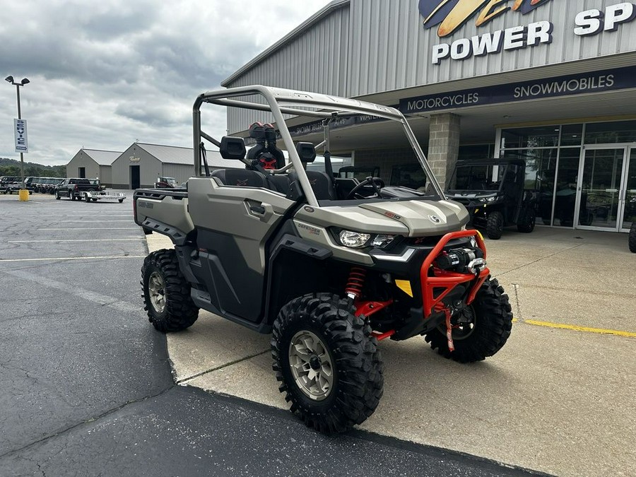 2023 Can-Am® Defender X mr HD10