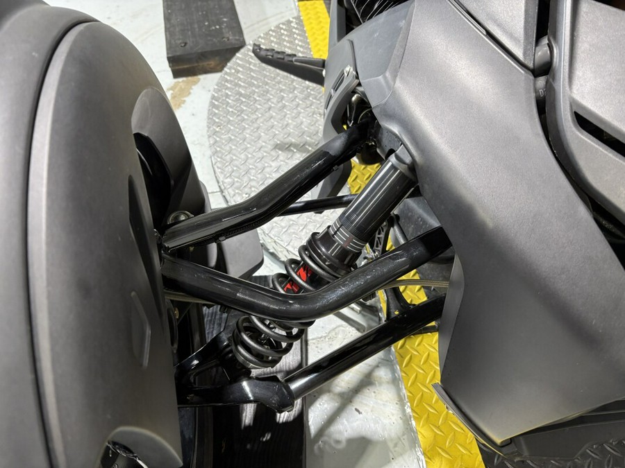 2023 Can-Am Ryker 600 ACE™ Carbon Black