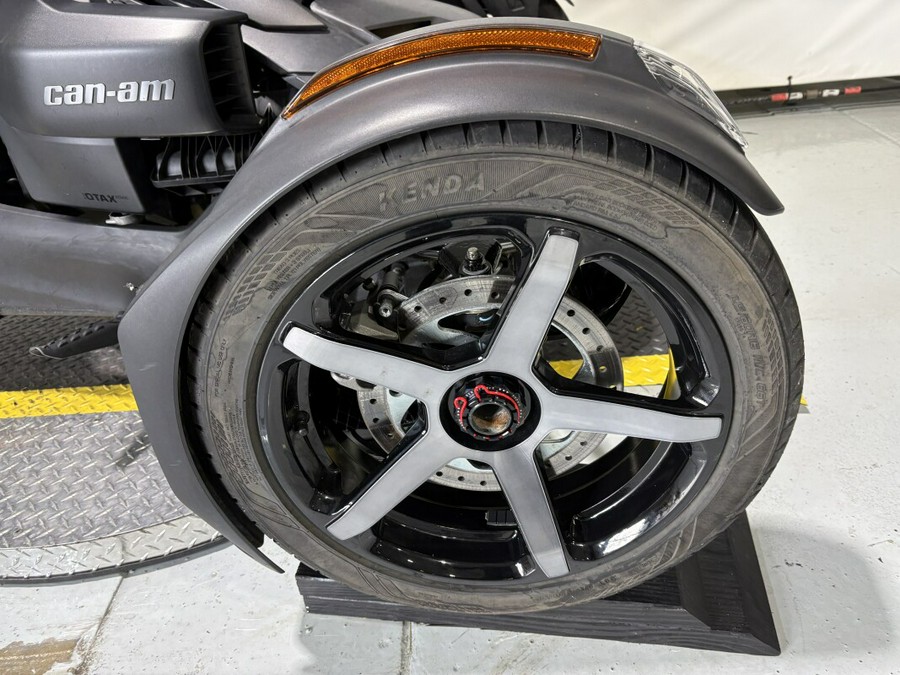 2023 Can-Am Ryker 600 ACE™ Carbon Black