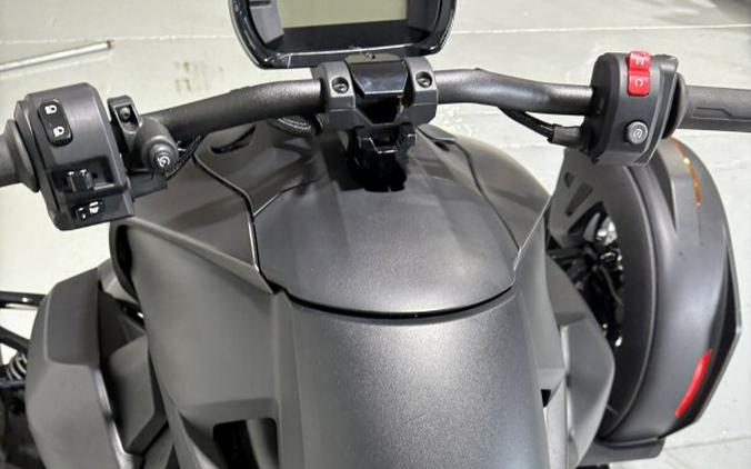 2023 Can-Am Ryker 600 ACE™ Carbon Black
