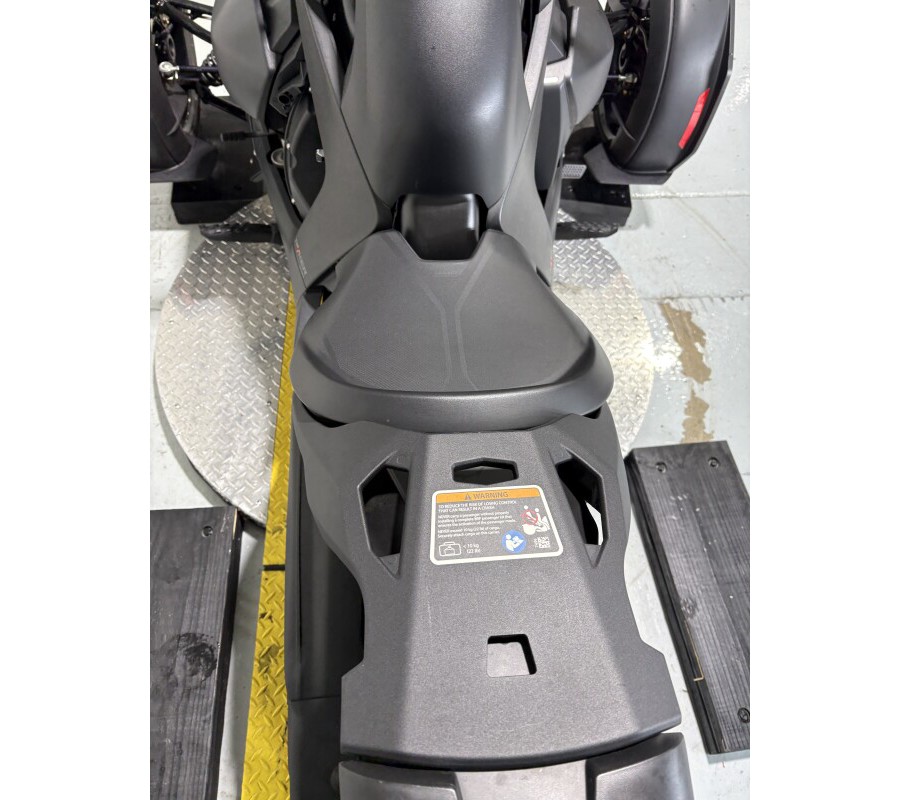 2023 Can-Am Ryker 600 ACE™ Carbon Black