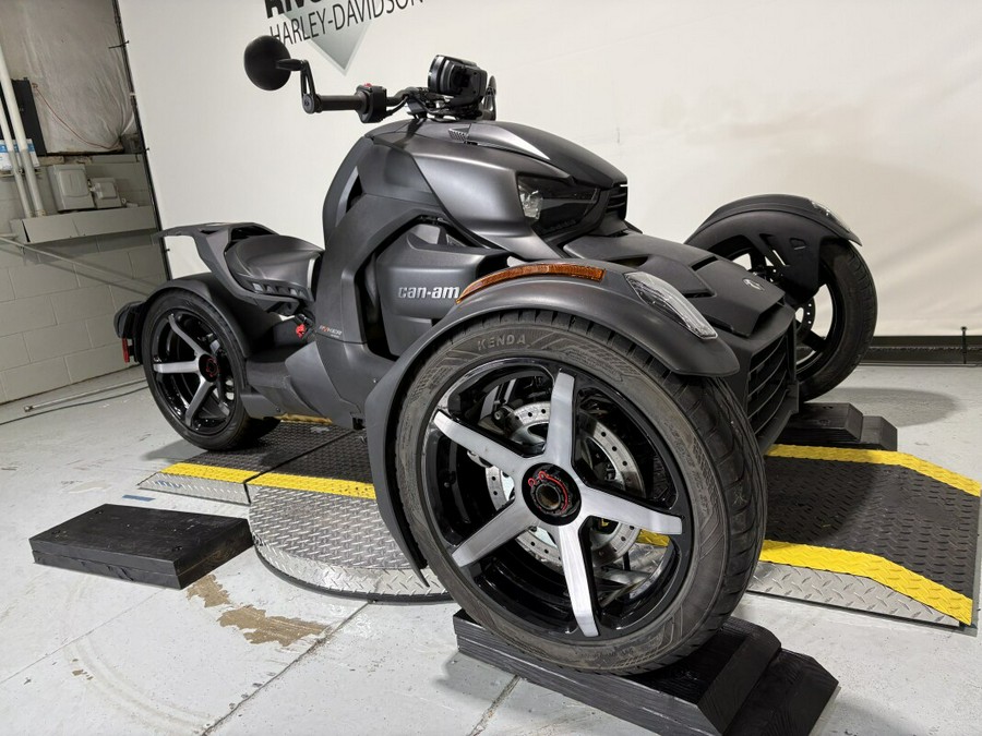2023 Can-Am Ryker 600 ACE™ Carbon Black