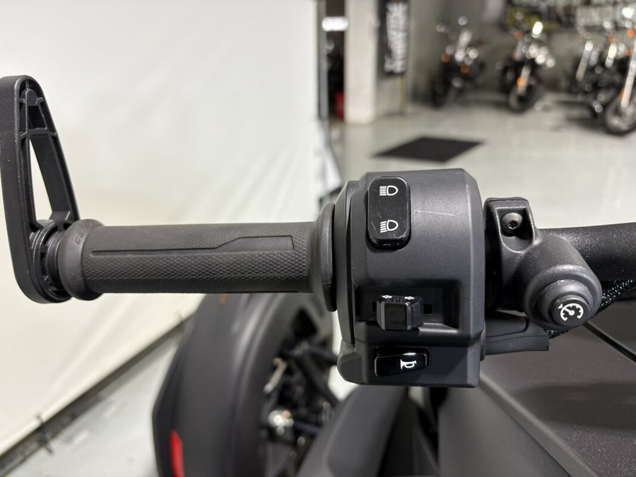 2023 Can-Am Ryker 600 ACE™ Carbon Black