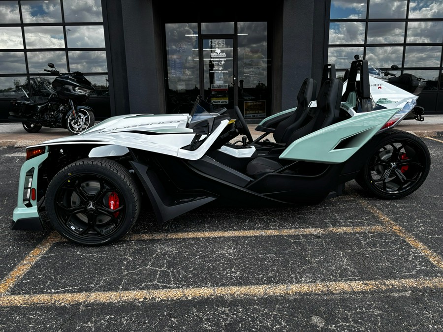 2026 Slingshot Slingshot R - Manual