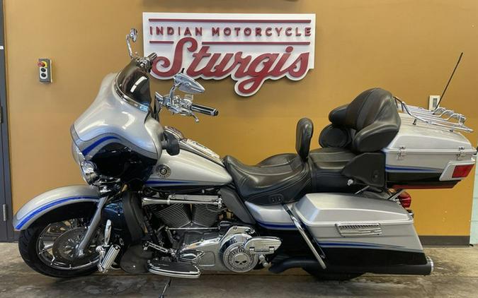 2009 Harley-Davidson FLHTCUSE - CVO Ultra Classic Electra Glide