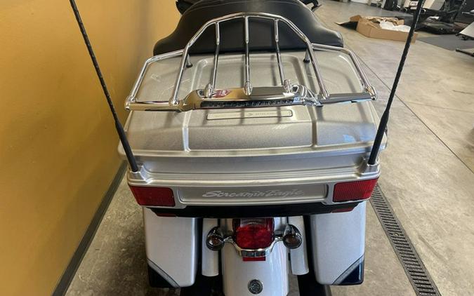 2009 Harley-Davidson FLHTCUSE - CVO Ultra Classic Electra Glide