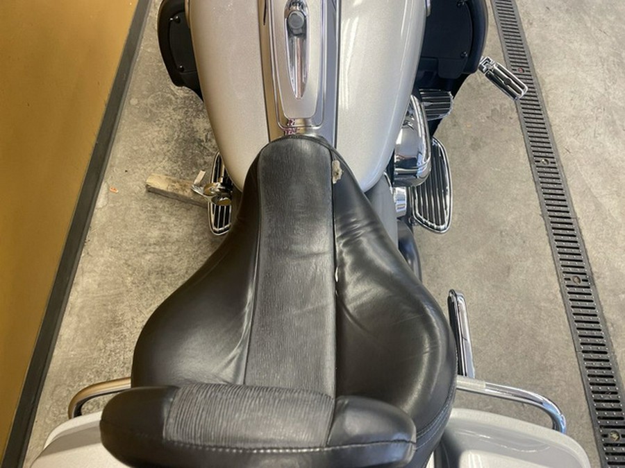 2009 Harley-Davidson FLHTCUSE - CVO Ultra Classic Electra Glide