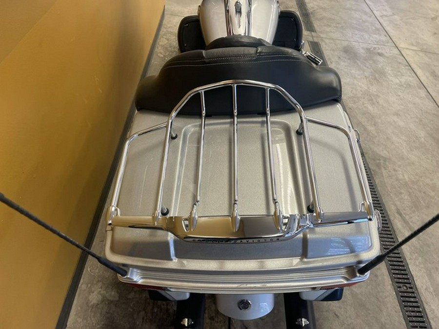2009 Harley-Davidson FLHTCUSE - CVO Ultra Classic Electra Glide