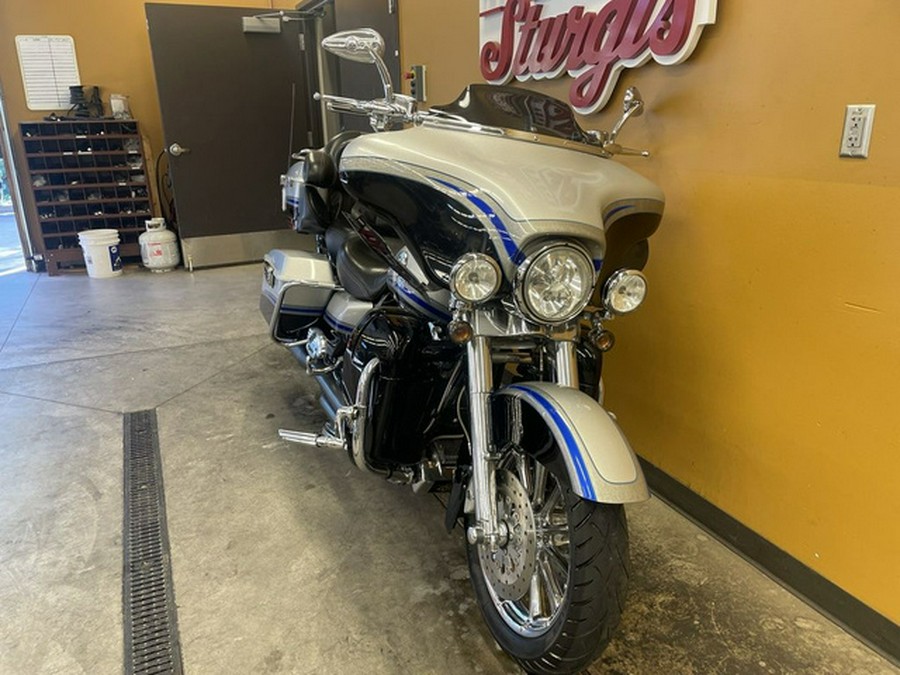 2009 Harley-Davidson FLHTCUSE - CVO Ultra Classic Electra Glide
