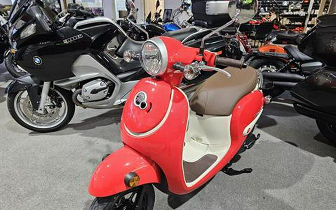 2025 Honda Metropolitan