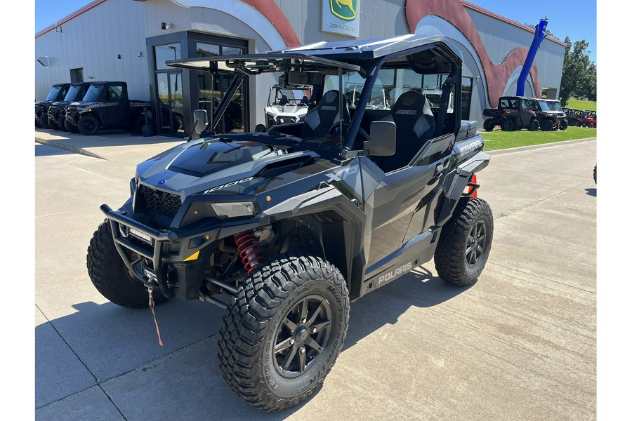 2021 Polaris Industries GENERAL XP 1000 DELUXE