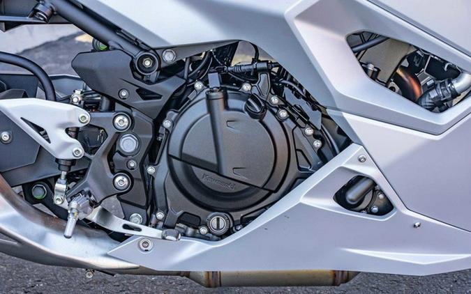 2025 Kawasaki Ninja 500