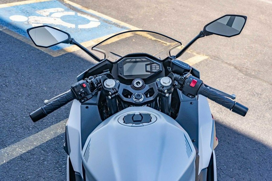 2025 Kawasaki Ninja 500