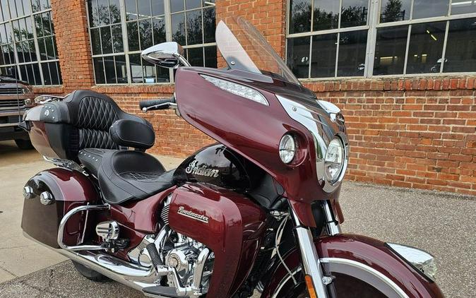 2022 Indian Motorcycle® Roadmaster® Maroon Metallic/Crimson Metallic