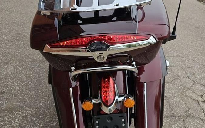 2022 Indian Motorcycle® Roadmaster® Maroon Metallic/Crimson Metallic