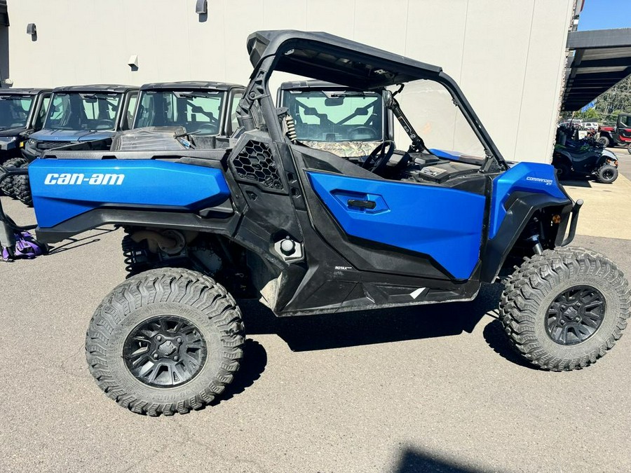 2021 Can-Am® Commander XT