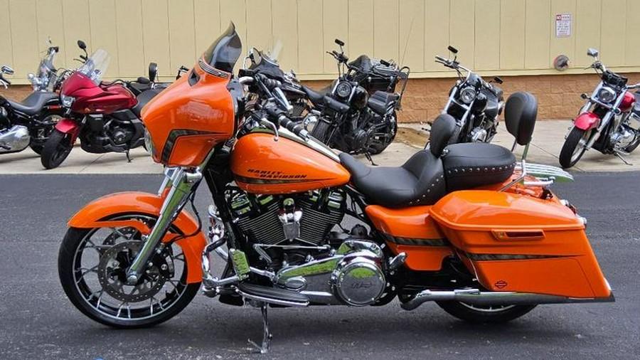 2023 Harley-Davidson® Streetglide S