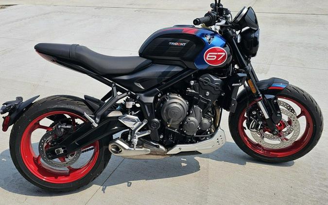 2026 Triumph TRIDENT 660 TRIBUTE EDITION SAPPHIRE BLACK/COBALT