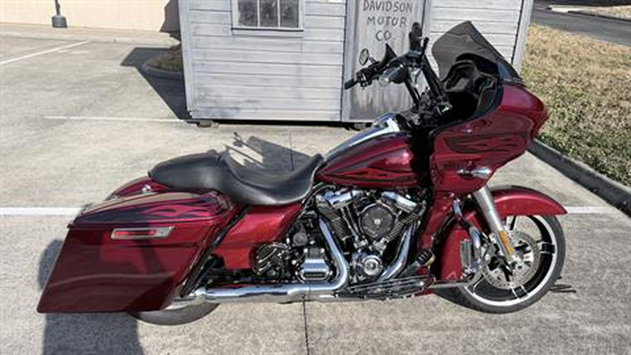 2017 Harley-Davidson Road Glide Special