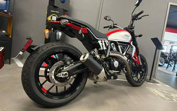 2025 Ducati Scrambler Icon